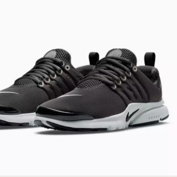Nike black 5y - Picture 1 of 7